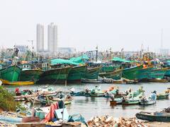 
      
      Multiple TN fishermen stranded at sea: Nirmala Sitharaman
      
      