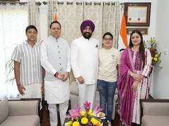 
      
      Uttarakhand CM Dhami meets governor Lt. Gen. Gurmit Singh (Retd)
      
      