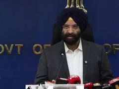 
      
      Delhi Minister Sirsa accuses AAP of forcing Punjab farmers to burn stubble
      
      