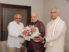
      
      Gujarat Governor Devvrat, CM Patel extend wishes to Amit Shah
      
      