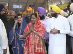 
      
      Delhi: CM Rekha Gupta, Minister Manjidner Sirsa visit Jore Sahib
      
      