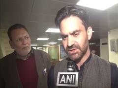 
      
      Waheed Para condemns AAP MLA's arrest under Public Safety Act
      
      
