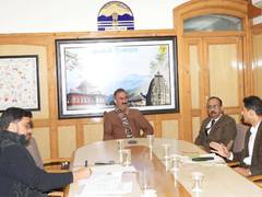 
      
      Himachal CM directs officials to prepare online portal
      
      