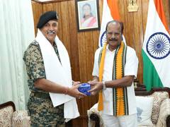 
      
      Tripura BSF IG meets Governor, apprises over prevailing security
      
      