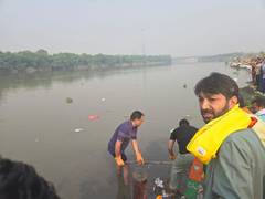 
      
      Delhi BJP chief joins cleanliness drive at Yamuna’s Bhairav ghat
      
      