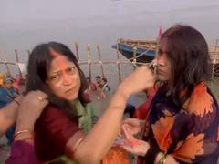 
      
      Chhath festival begins in Bihar, devotees gather for holy bath
      
      