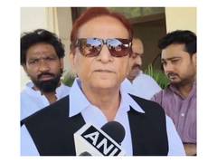 
      
      Azam Khan backs Tejashwi Yadav to lead Mahagathbandhan
      
      
