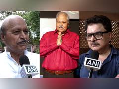 
      
      Avtar Gill, Ashoke Pandit remember old days with Satish Shah
      
      