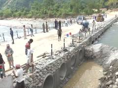
      
      WB: Alternative Hume Pipe Bridge over Balason River reopens
      
      