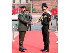 
      
      UAE Land Forces Commander arrives in India on two-day visit
      
      