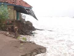 
      
      Andhra: Relief centres set up as cyclone Montha set to fall
      
      