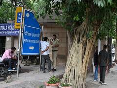 
      
      Delhi court denies bail to accused held with 5.2 kg cocaine
      
      
