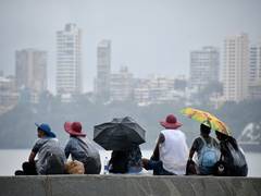 
      
      IMD issues yellow alert for multiple districts in Maharashtra
      
      