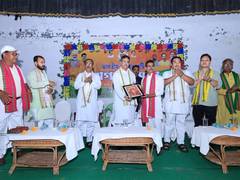 
      
      Tripura: 125 families join BJP in Golaghati mandal  in the prese
      
      