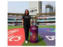 
      
      Kareena Kapoor, Mithali Raj lead 'Trophy Walkout' at semis
      
      