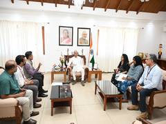 
      
      Kerala Governor Rajendra Arlekar urges Electoral officers
      
      