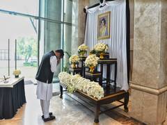 
      
      MoS Margherita signs Book of Condolences, pays tribute to Thailan
      
      