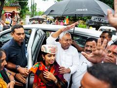 
      
      Now being called a Bihari is a matter of honour, not insult: CM
      
      