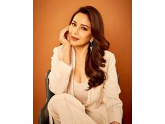 
      
      Madhuri Dixit Nene, Fans aren’t just admirers
      
      