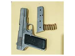 
      
      Smuggler with arms and ammunition nabbed
      
      