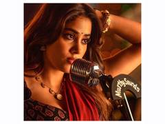 
      
      Janhvi Kapoor stuns as 'Achiyyamma' opposite Ram Charan in Peddi
      
      