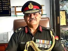 
      
      Lt Gen Avinash Das takes over as Commandant of Army Hospital
      
      