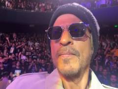 
      
      SRK graces special fan event to celebrate his birthday
      
      