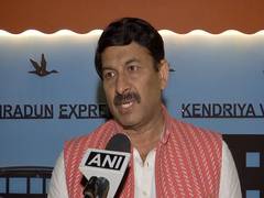 
      
      Manoj Tiwari hits out at Rahul Gandhi over remarks on PM Modi
      
      