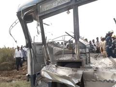 
      
      YS Jagan Mohan Reddy mourns loss of lives in Rangareddy accident
      
      