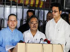 
      
      WB SIR: BJP alleges govt issued “backdated, forged” documents
      
      