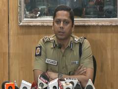 
      
      Kolkata Police bust match-fixing, betting racket in Kolkata
      
      