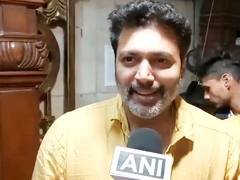 
      
      Ravi Mohan offers prayers at Ujjain's Mahakaleshwar Temple
      
      