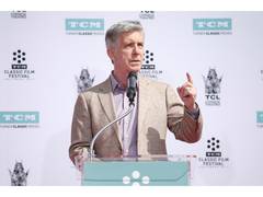 
      
      Tom Bergeron to return for first time in 'Dancing with the Stars'
      
      