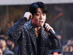 
      
       Jung Kook to surprise Indian audience, deets inside 
      
      