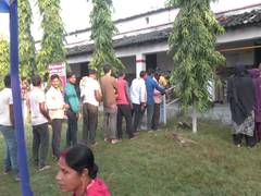 
      
      People queue up in Mahua as polling for Bihar elections begins
      
      