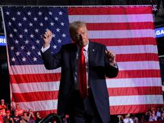 
      
      Trump mocks Mamdani, breaks into “YMCA” dance
      
      