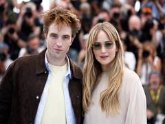 
      
      Jennifer Lawrence speaks on intimate scenes with Robert Pattinson
      
      