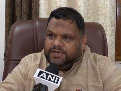 
      
      NHRC member condemns army officer’s murder in moving train
      
      