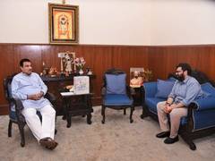 
      
      Haryana MP discusses Panchkula road issuse with Gadkari
      
      
