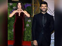 
      
      Rashmika Mandanna shows gratitude to Vijay Deverakonda
      
      