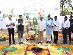 
      
      Gujarat CM flags off Janjatiya Gaurav Yatra
      
      