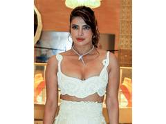 
      
      Priyanka Chopra sings desi reinvention of 'Last Christmas'
      
      