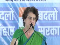 
      
      Congress MP Priyanka Gandhi Vadra in Katihar
      
      