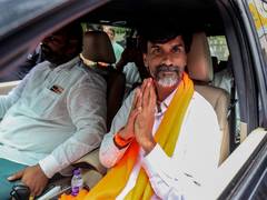 
      
      Police summon Manoj Jarange Patil for violating rules
      
      