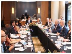 
      
      Piyush Goyal visits Melbourne, holds bilateral meetings
      
      