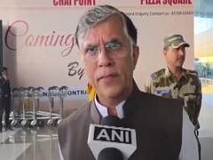 
      
      Pawan Khera criticises PM Modi over 