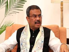 
      
      Dharmendra Pradhan slams Tejashwi Yadav’s job promise
      
      