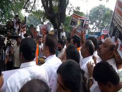 
      
      BJP protests outside CM Siddaramaiah’s residence
      
      