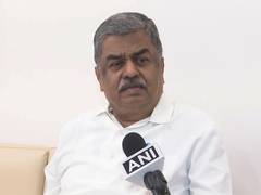 
      
      Congress leader BK Hariprasad condemns Delhi blast
      
      