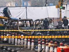 
      
      Delhi Blast: Canada PM, Guyanese Prez offer condolences
      
      